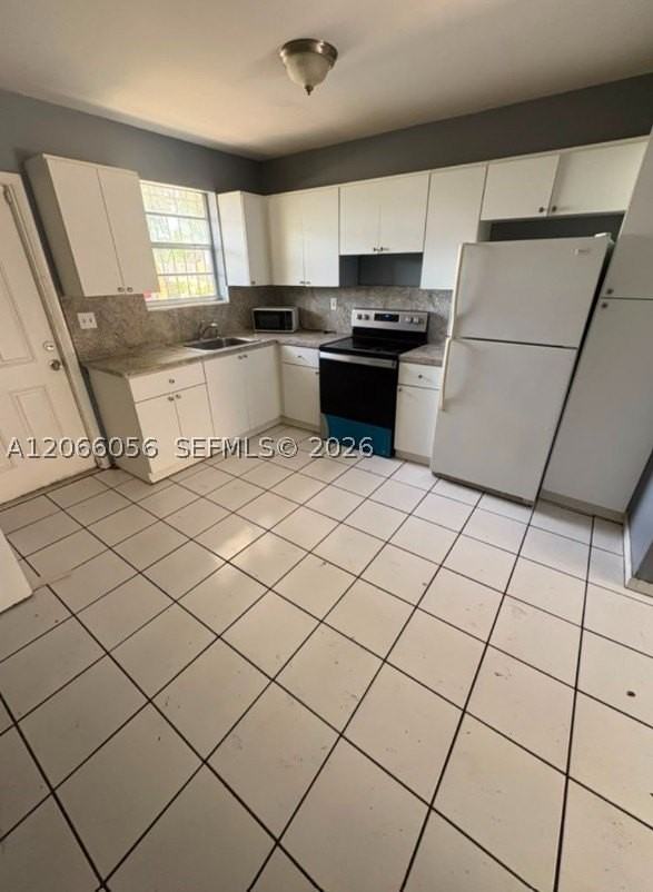 1693 Nw 8th Ave #0 - Photo 3 of 13