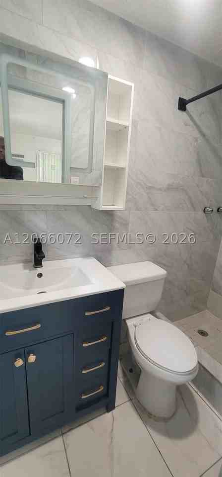 19701 Nw 12th Ave #1 - Photo 6 of 7