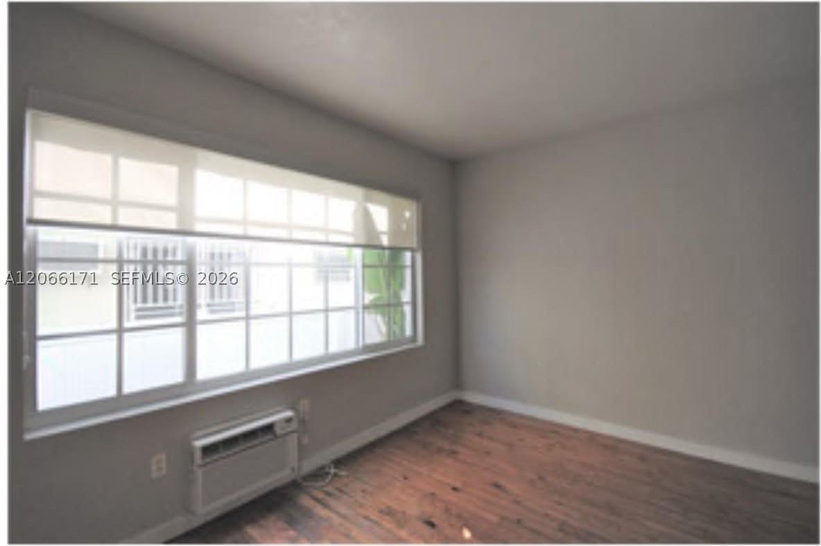 948 Meridian Ave #10 - Photo 5 of 6
