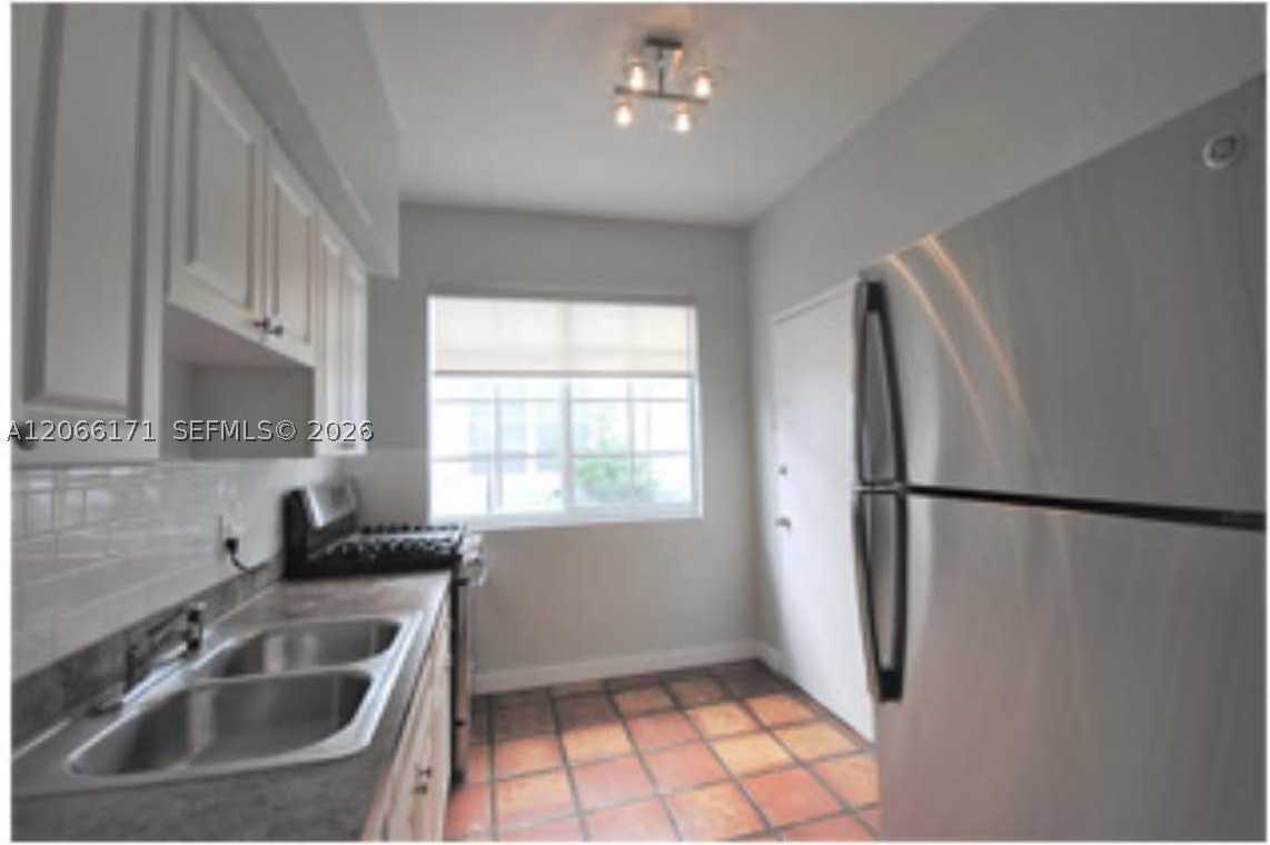 948 Meridian Ave #10 - Photo 6 of 6