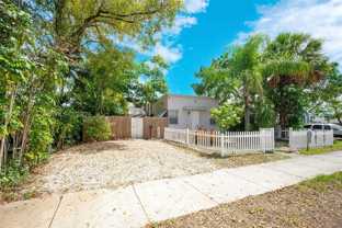 1922 Mckinley St #3 - Photo 1 of 1