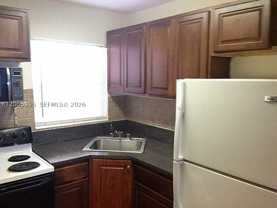 2008 Jackson St #E2 - Photo 1 of 1