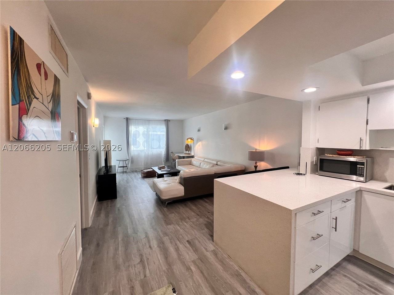 240 Galen Dr #302 - Photo 5 of 16