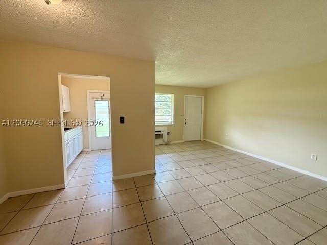 151 Nw 164th St #2 - Photo 3 of 12