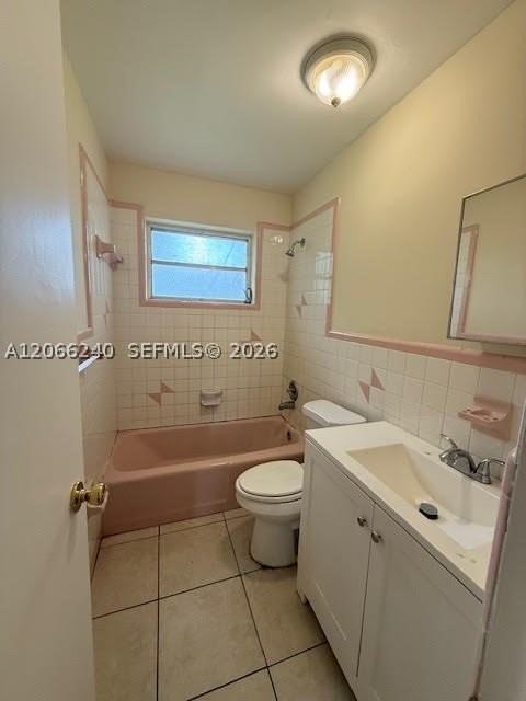 151 Nw 164th St #2 - Photo 7 of 12