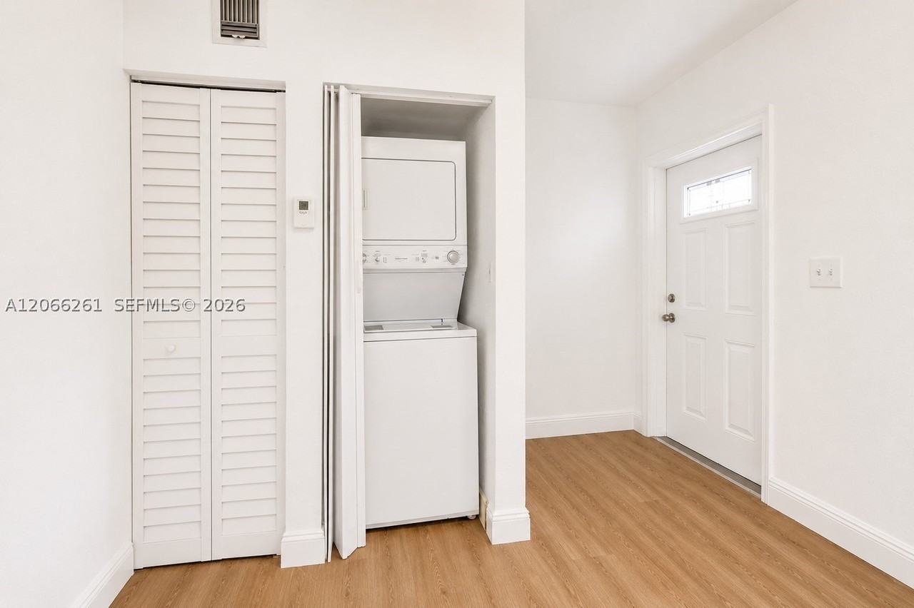 8329 Nw 5th Ave #1 - Photo 6 of 21