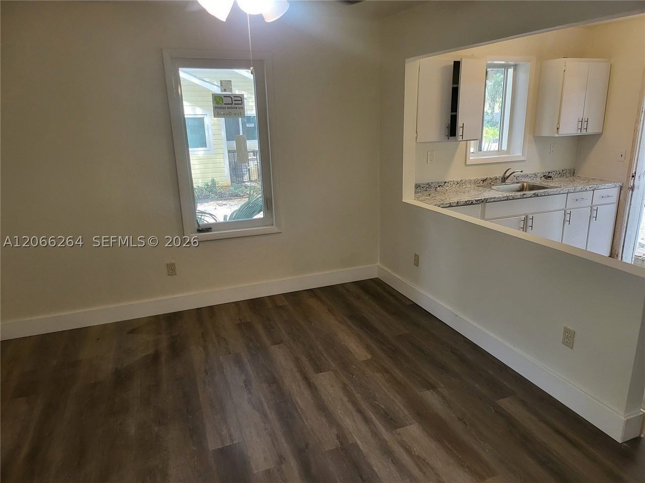 293 Ne 80th Ter - Photo 3 of 11