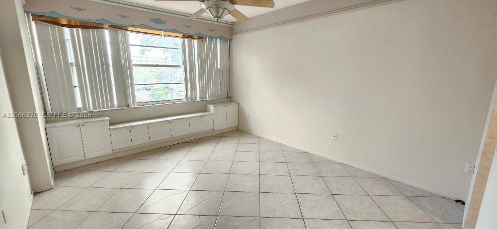 18041 Biscayne Blvd #203 - Photo 7 of 16