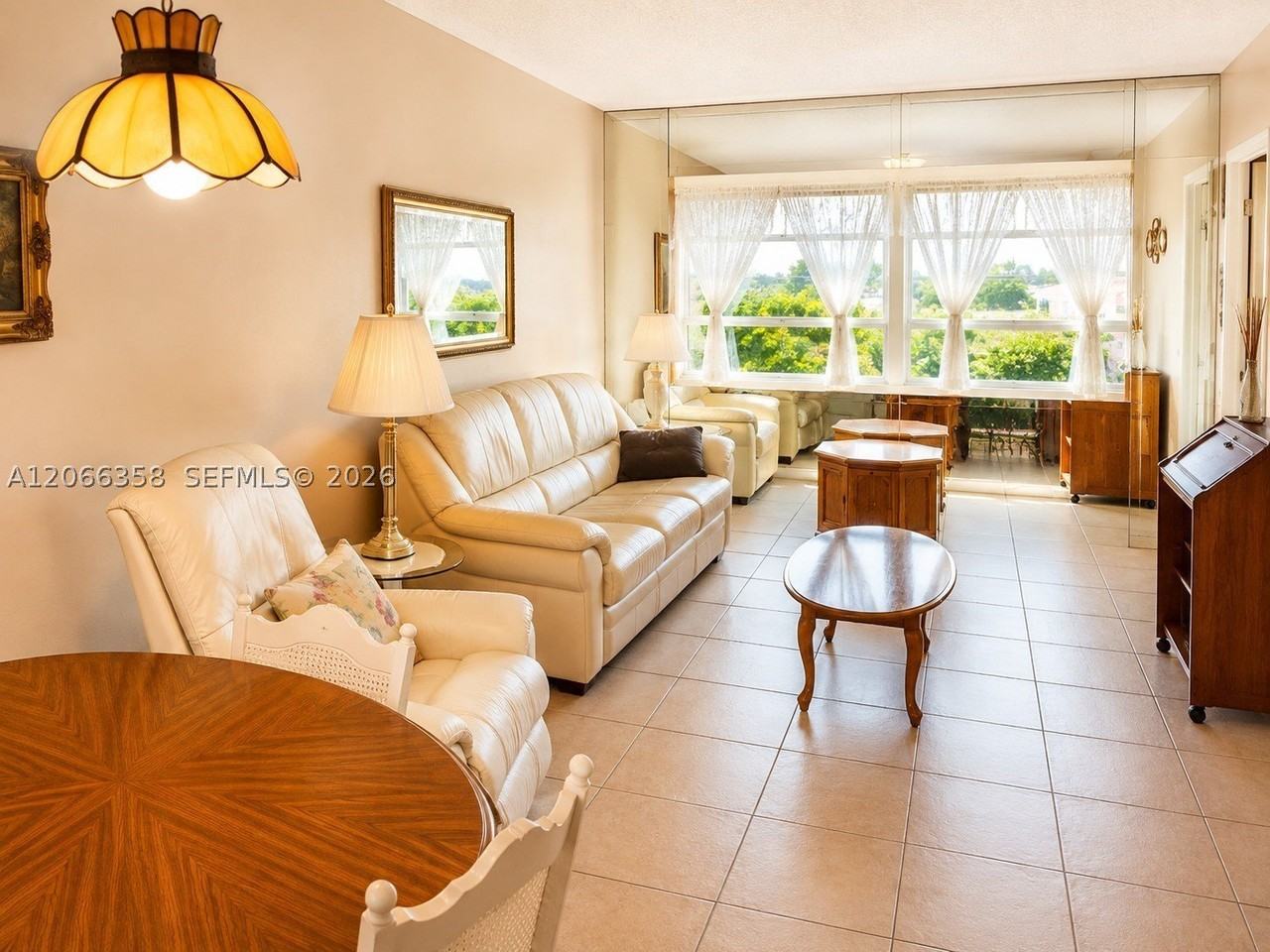 5181 W Oakland Park Blvd #312 - Photo 2 of 9