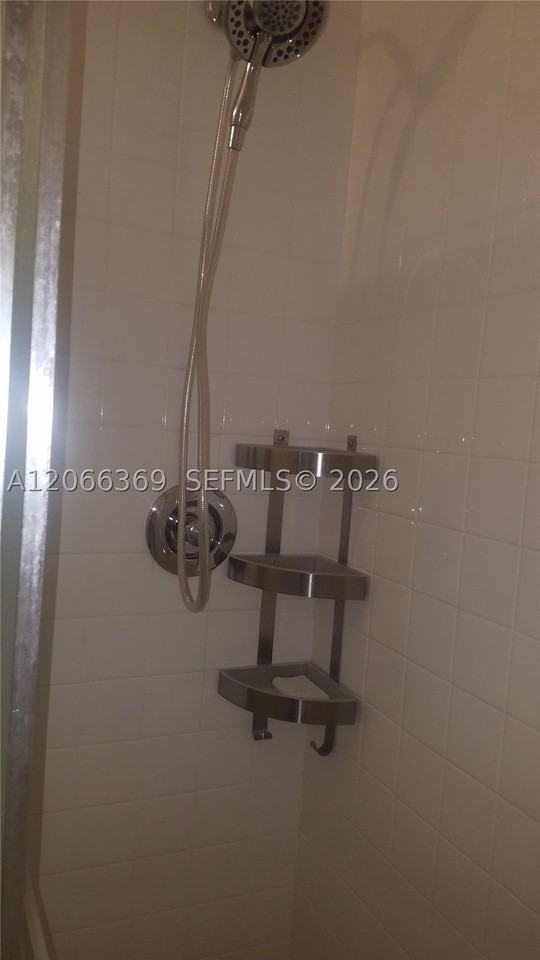 1921 N 50th Ave #1921 - Photo 6 of 8