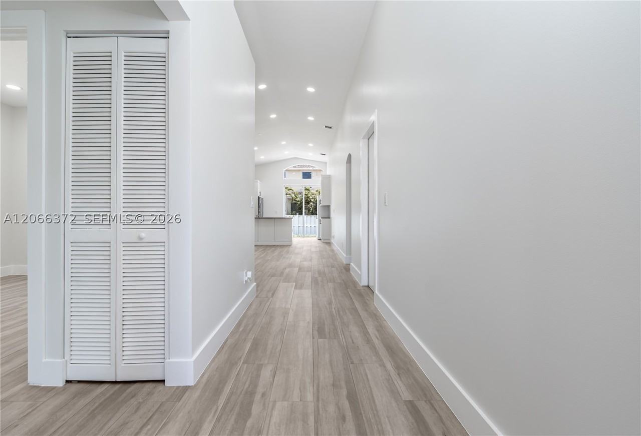 15130 Sw 49th Ct #15130 - Photo 3 of 25