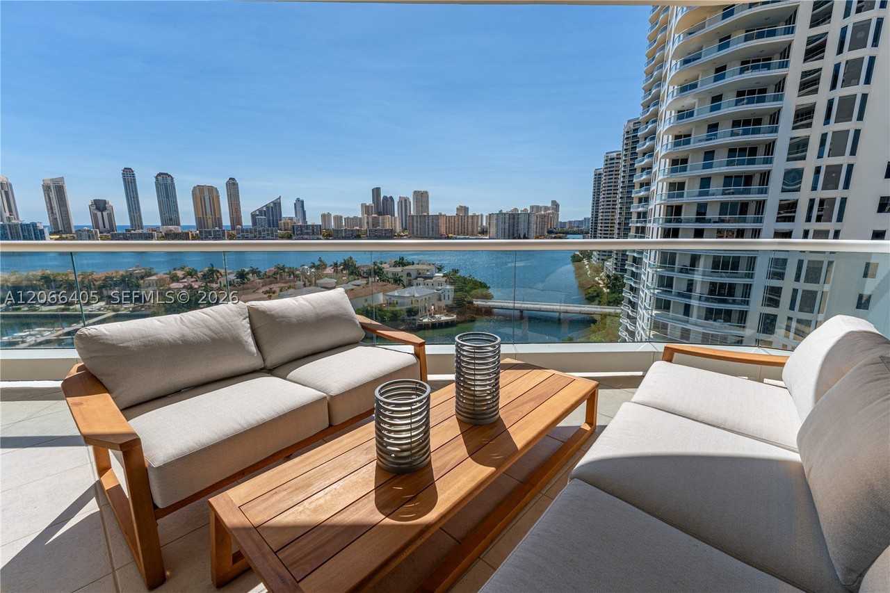 7000 Island Blvd #1402
