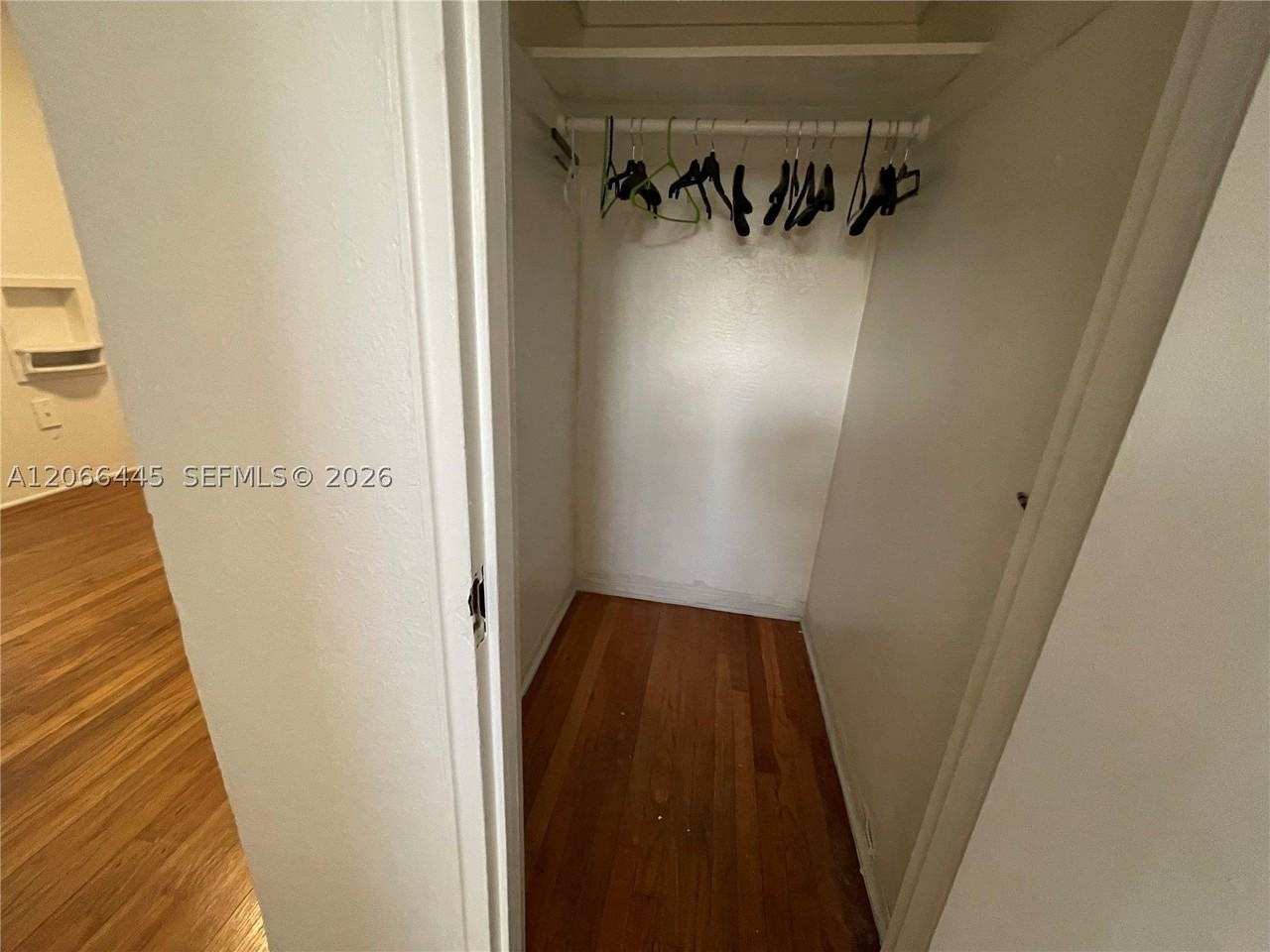 1000 Biarritz Dr #3 - Photo 3 of 4