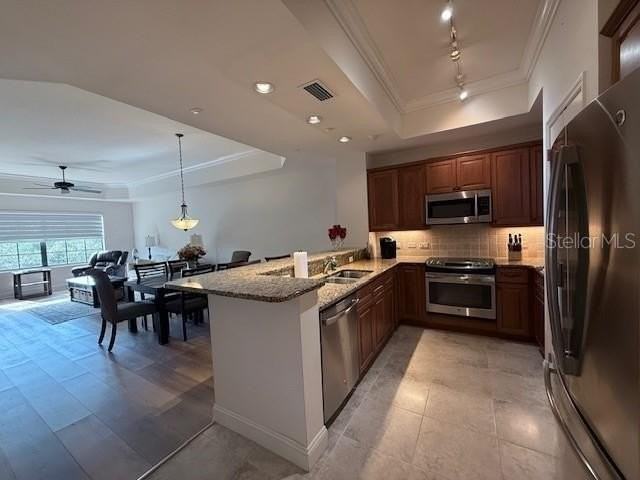 7710 Lake Vista Ct #302 - Photo 3 of 42