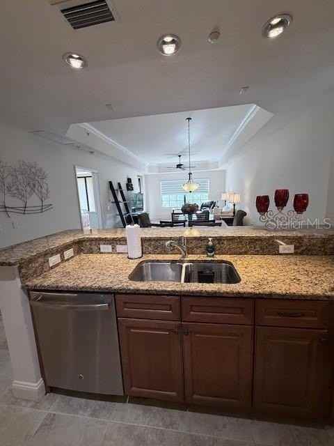 7710 Lake Vista Ct #302 - Photo 5 of 42