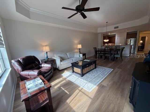 7710 Lake Vista Ct #302 - Photo 6 of 42