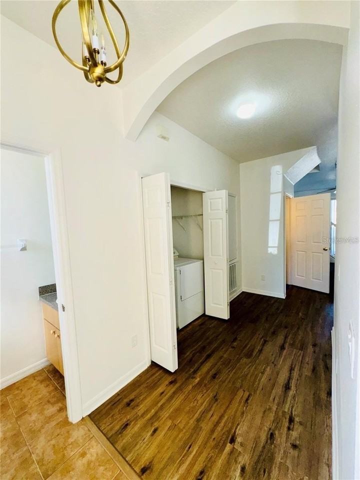 1106 S Beach Cir - Photo 4 of 21