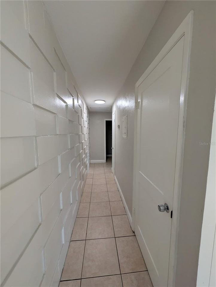 803 Nw 40th Ave - Photo 6 of 12