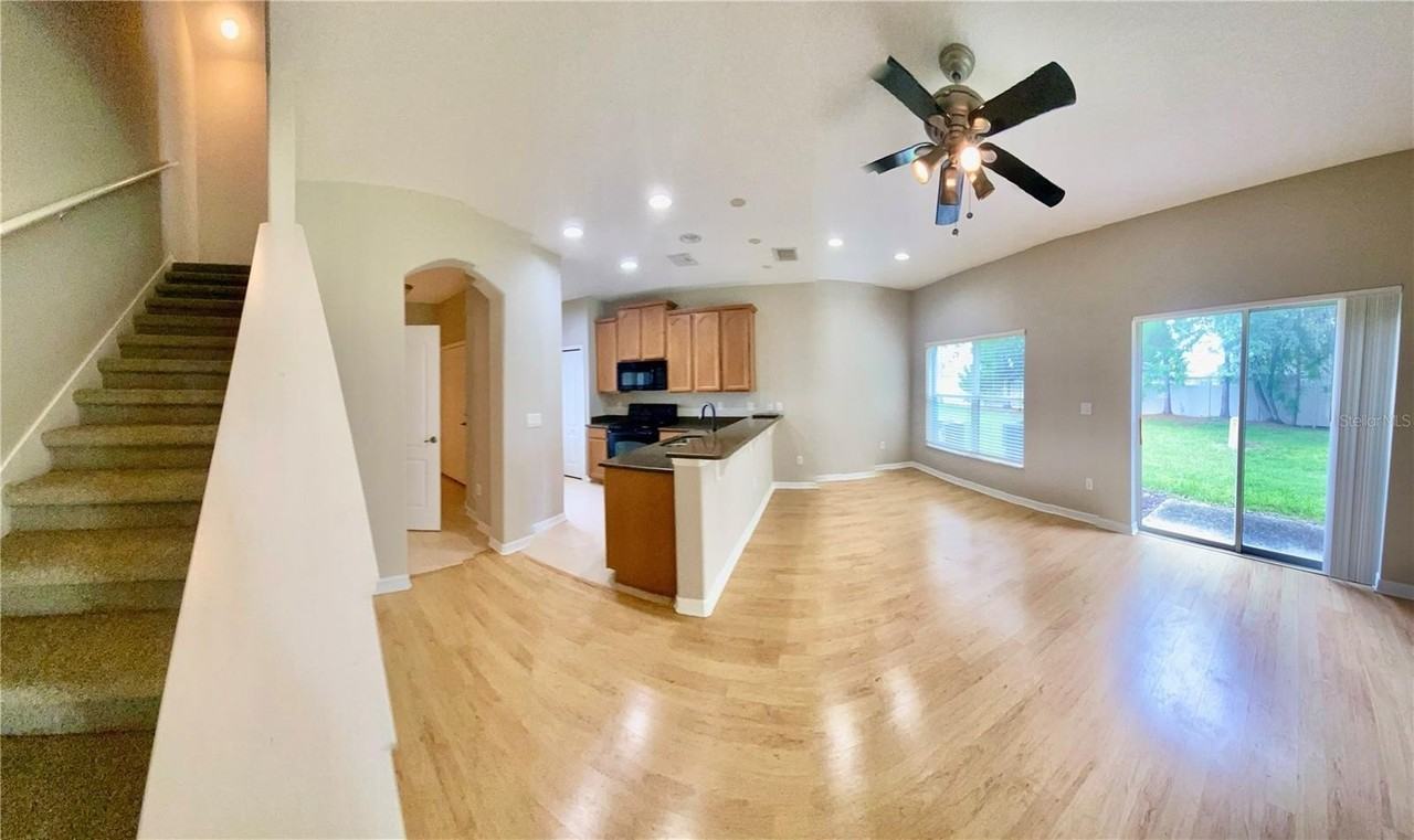 2413 Harleyford Pl - Photo 2 of 5