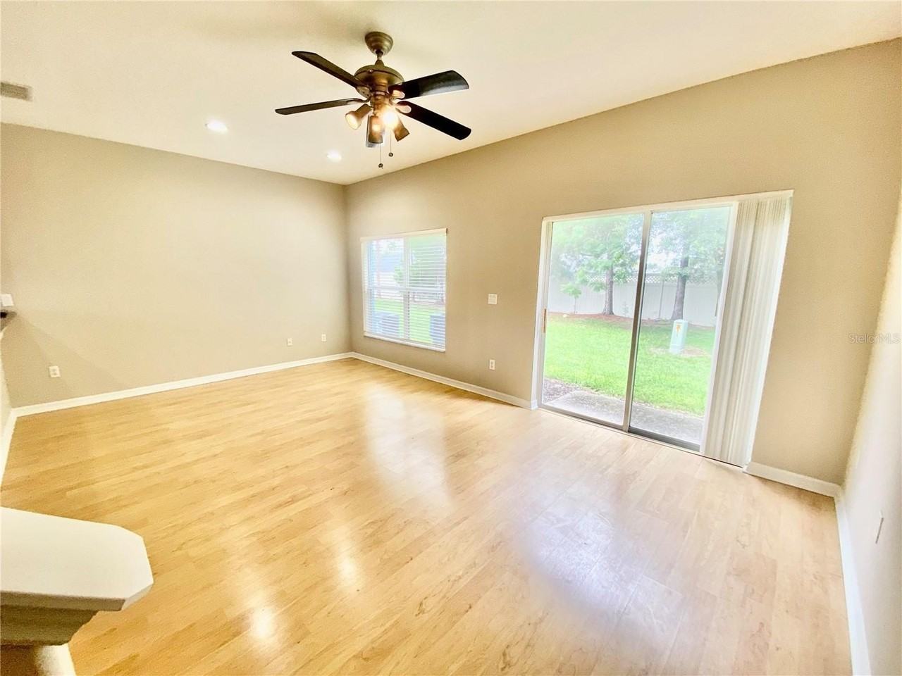 2413 Harleyford Pl - Photo 3 of 5