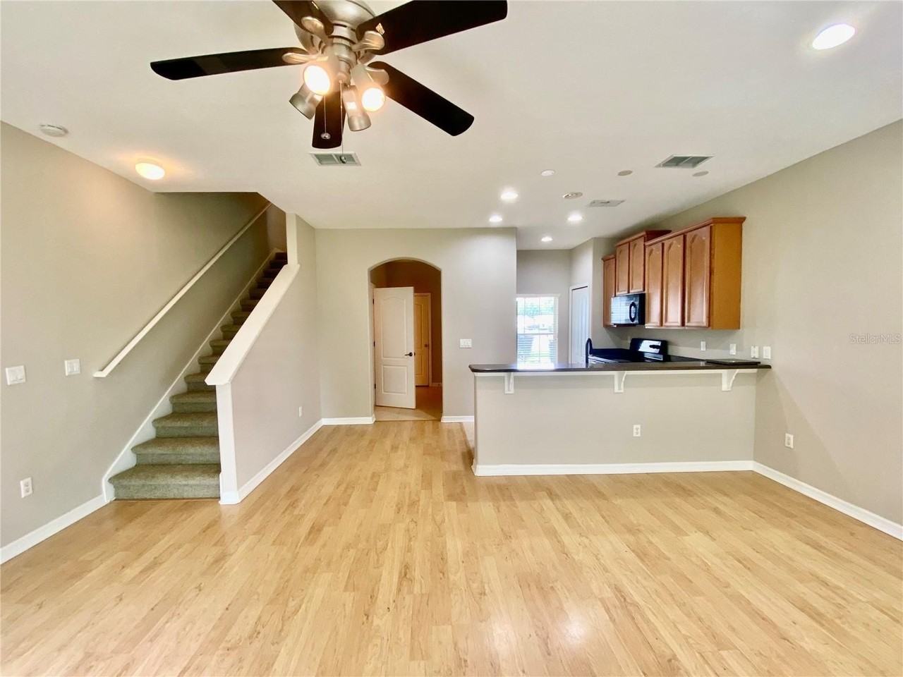 2413 Harleyford Pl - Photo 4 of 5