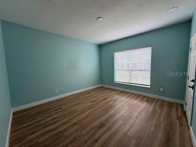 10640 Sun Villa Blvd - Photo 4 of 33