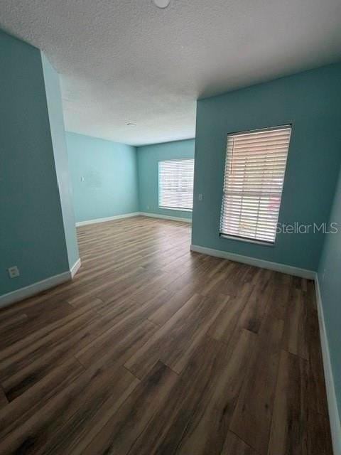 10640 Sun Villa Blvd - Photo 6 of 33