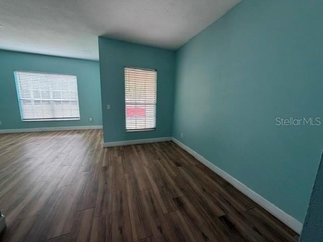 10640 Sun Villa Blvd - Photo 7 of 33