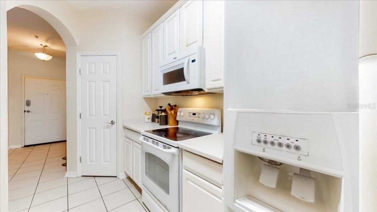 8304 Portofino Dr #103 - Photo 6 of 17