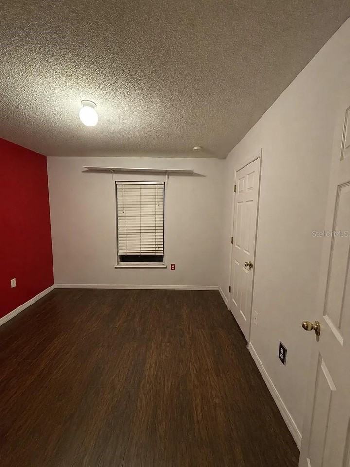 601 Samuel St - Photo 3 of 4