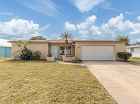 1215 Mango Ave - Photo 1 of 1