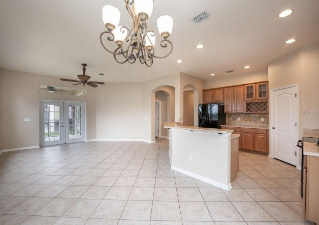 7627 Stoney Hill Dr - Photo 7 of 28