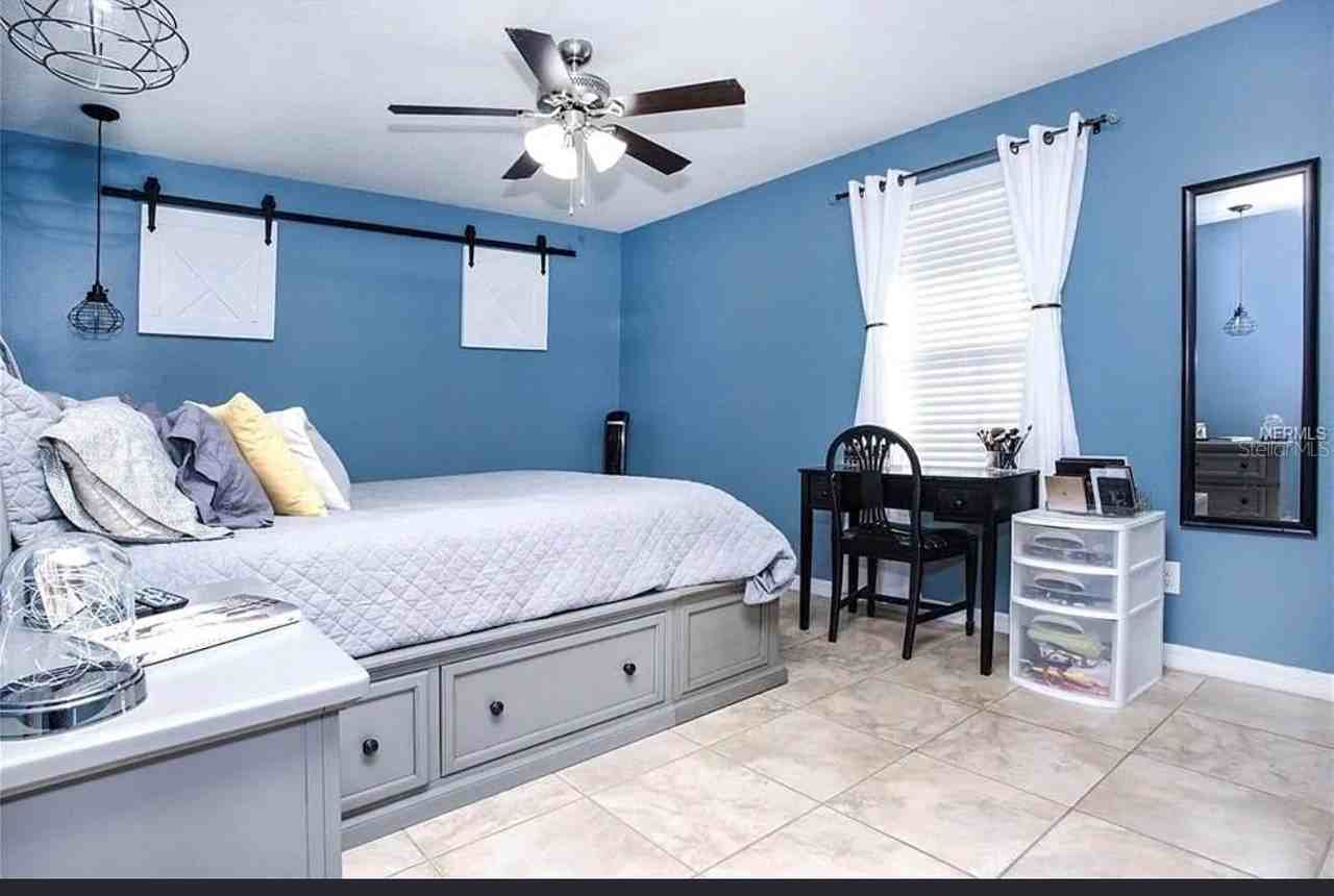 4745 Somerset Hill Ln - Photo 6 of 17