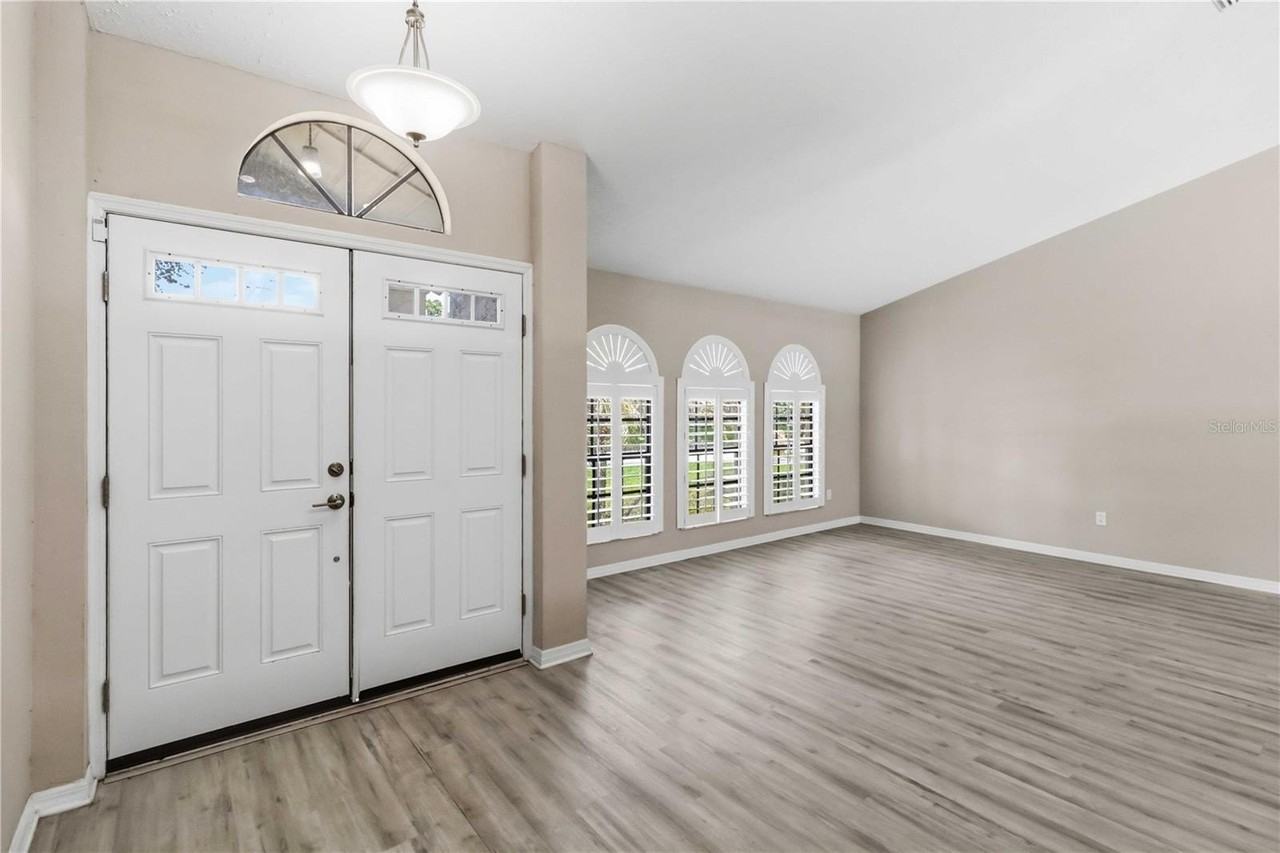 2110 Laindale Pl - Photo 6 of 50
