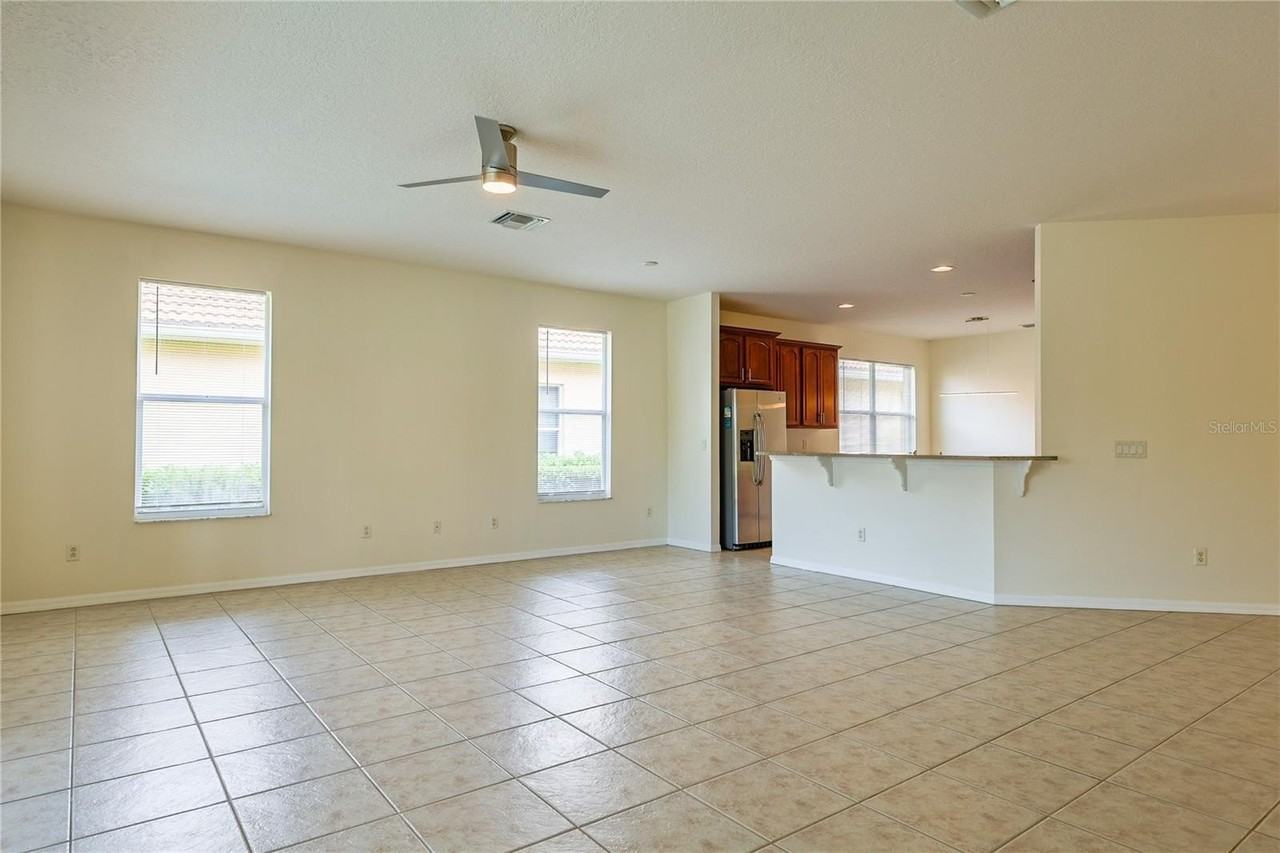 18014 Java Isle Dr - Photo 7 of 38