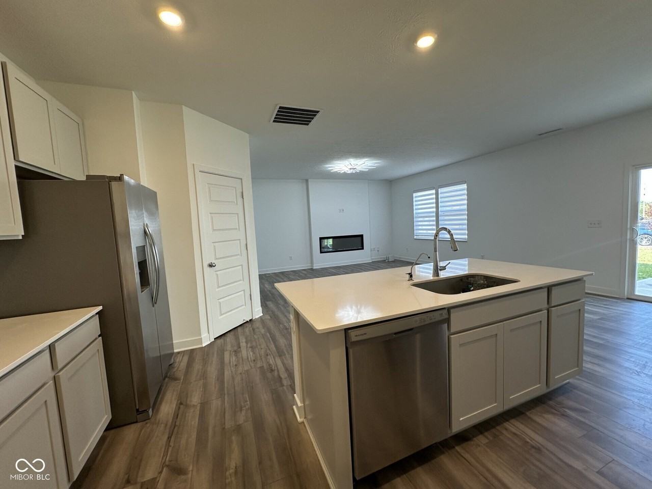 5730 Fire Opal Way - Photo 6 of 35