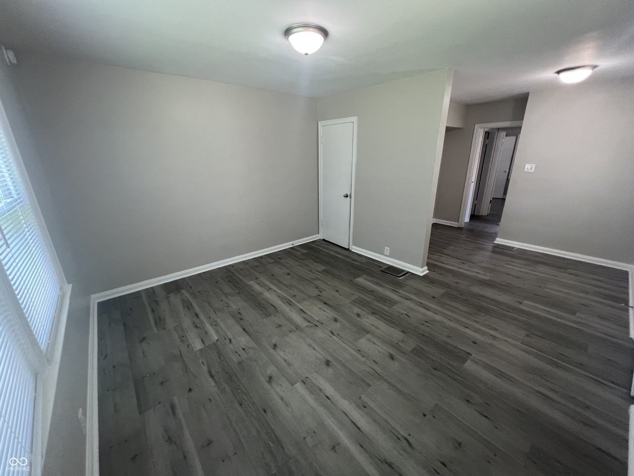614 N Moreland Ave - Photo 4 of 12