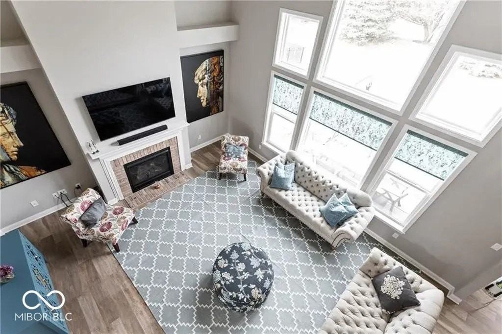 680 Ridge Gate Dr - Photo 4 of 33