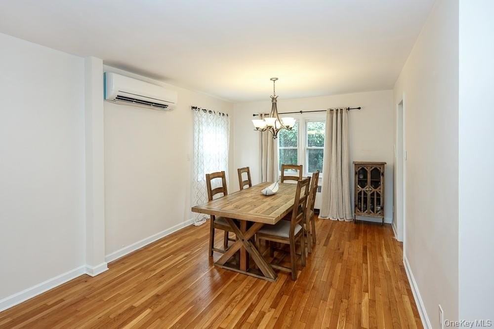 242 Clinton Rd - Photo 4 of 37