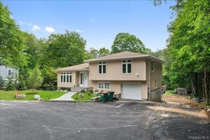 featured image of 674 Sprout Brook Rd