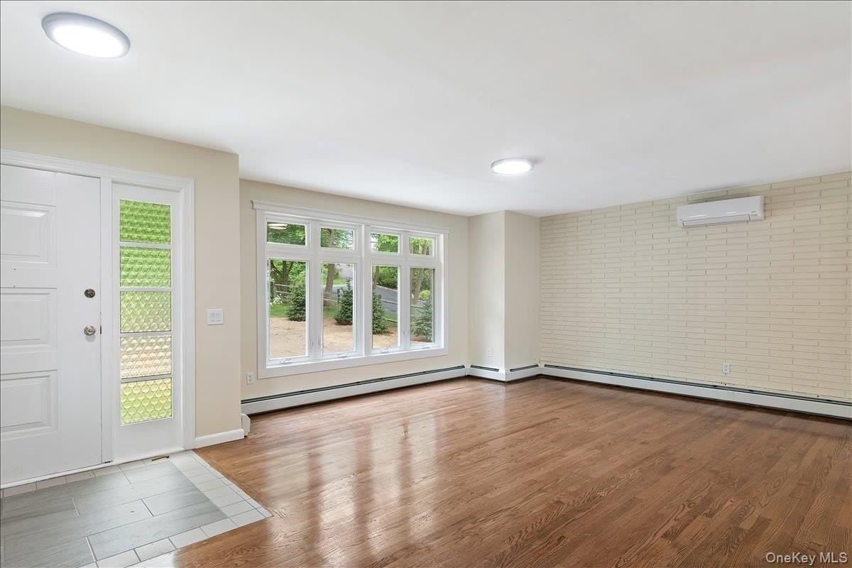 674 Sprout Brook Rd - Photo 2 of 21