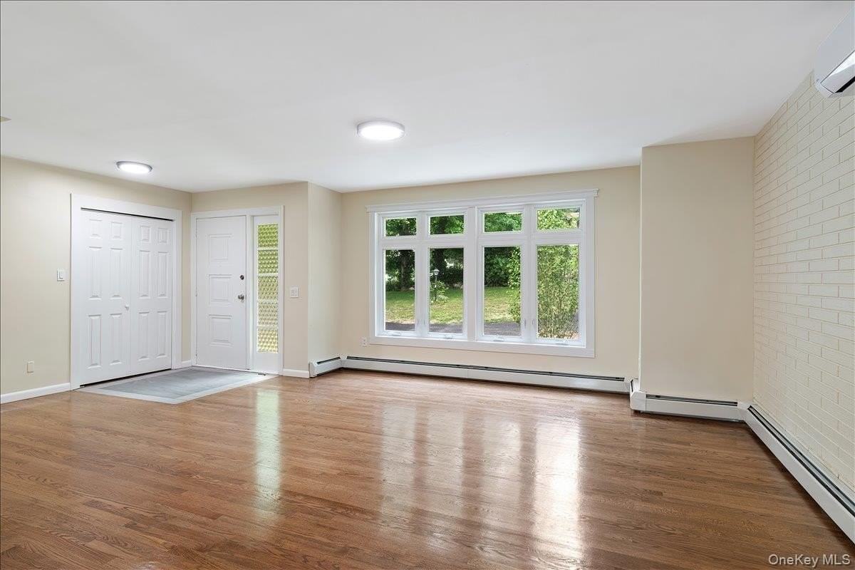 674 Sprout Brook Rd - Photo 6 of 21