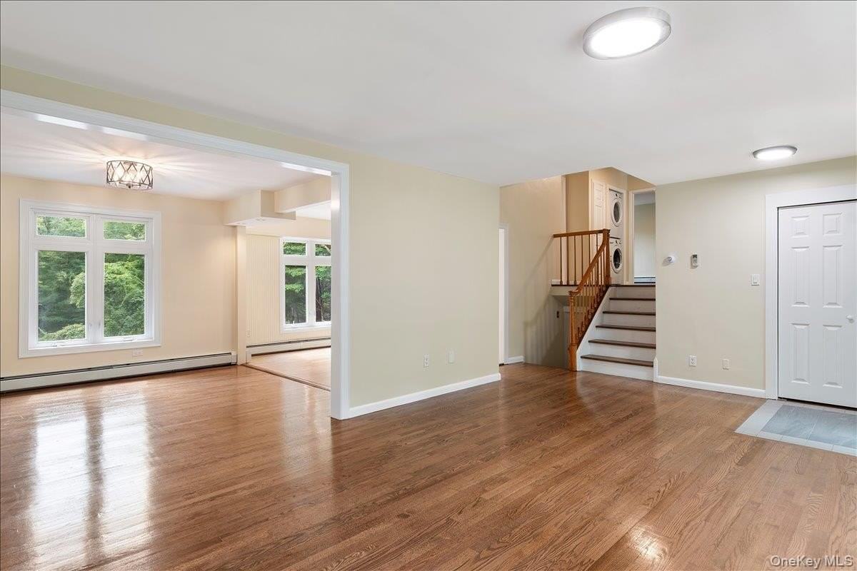 674 Sprout Brook Rd - Photo 7 of 21