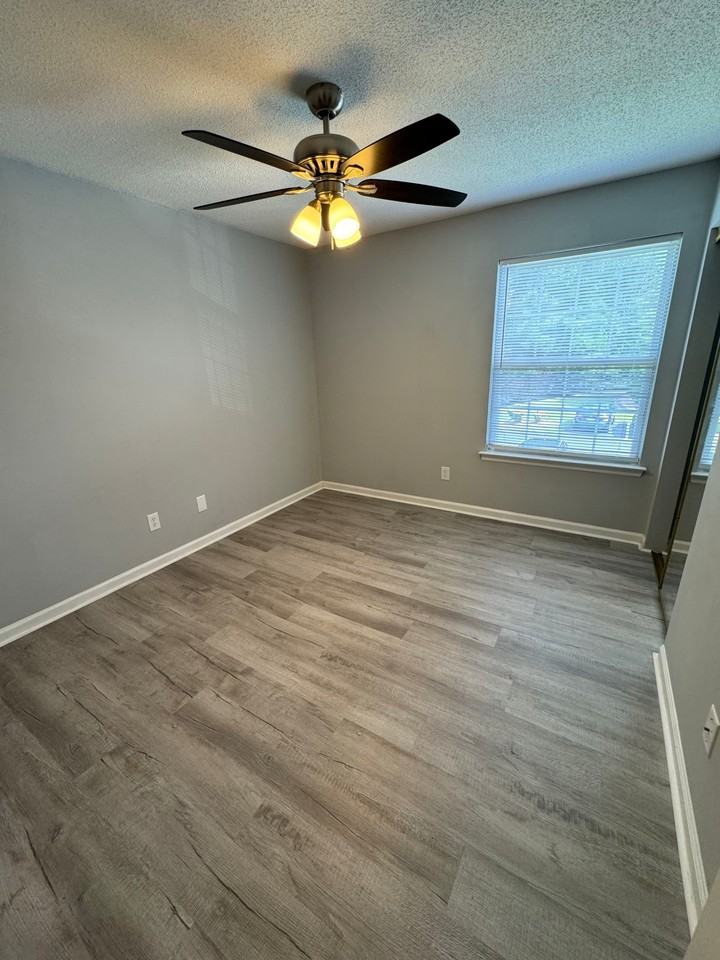 8546 HOPKINS CIRCLEUNIT F #1 - Photo 4 of 10