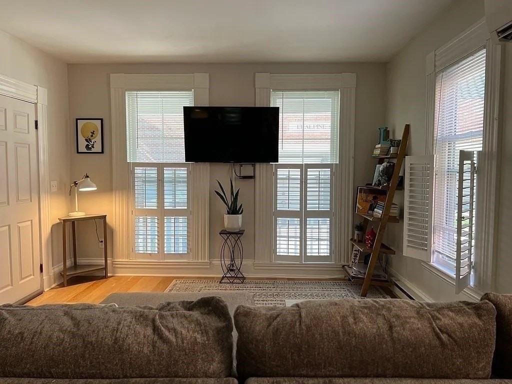 12 Alpine St #1 - Photo 3 of 14