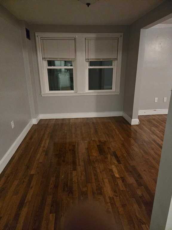 5 Clifford St #2 - Photo 2 of 9