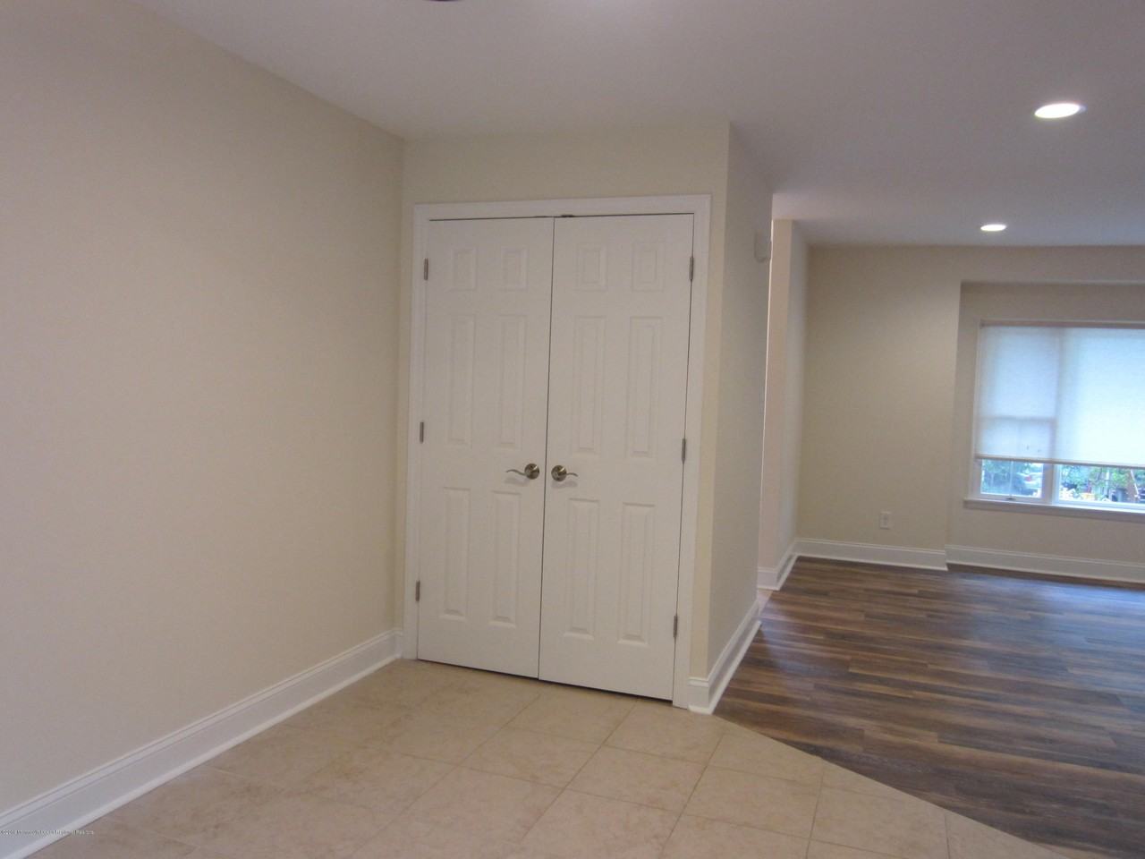 22 Lasatta Ave #2B - Photo 7 of 24