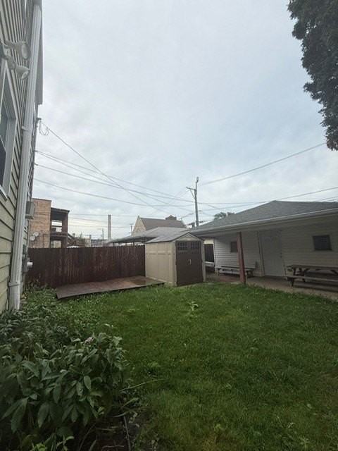 8347 S Peoria St - Photo 2 of 17