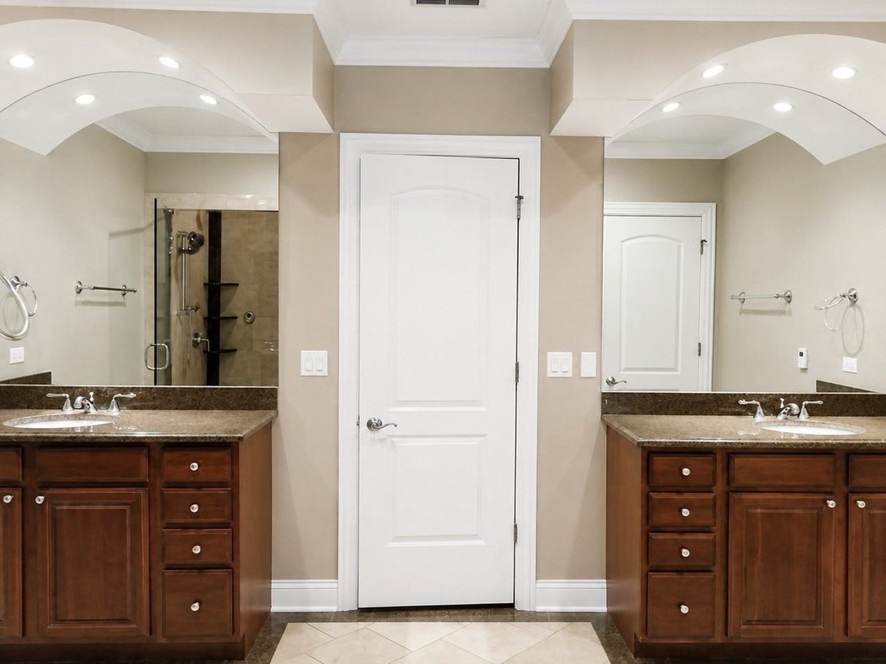 3545 N Wilton Ave #3S - Photo 6 of 10
