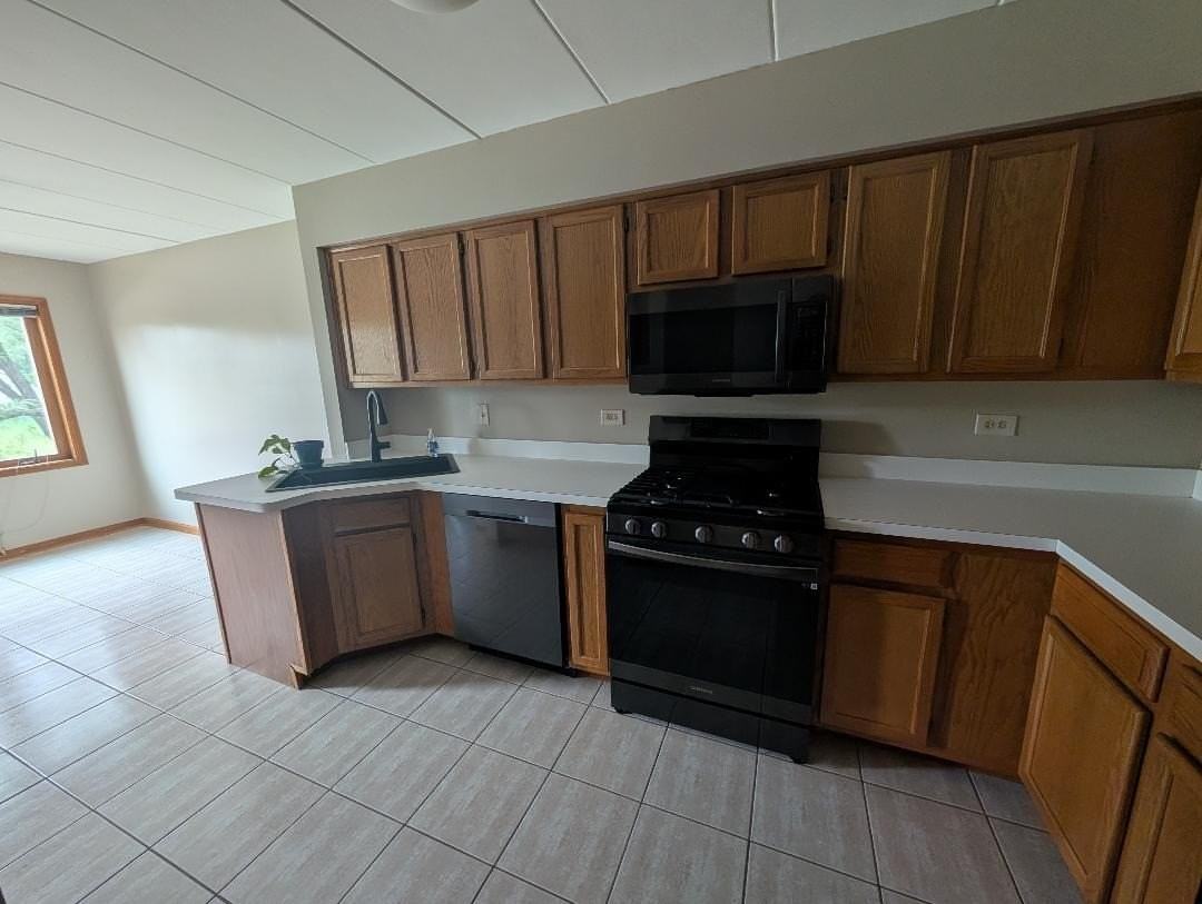 8809 S 79th Ave #20 - Photo 2 of 16